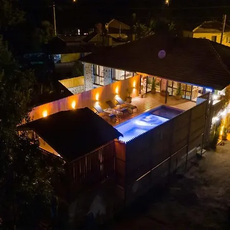 Willa Nostalji Kalkan Bezirgan'da Havuzlu