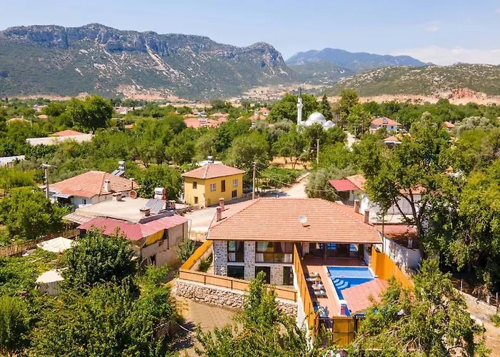 Villa Nostalji Kalkan Bezirgan'da Havuzlu