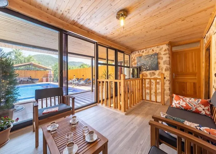 Villa Nostalji Kalkan Bezirgan'da Havuzlu *