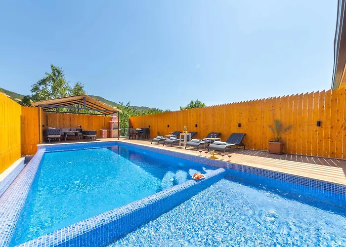 Villa Nostalji Kalkan Bezirgan'da Havuzlu *