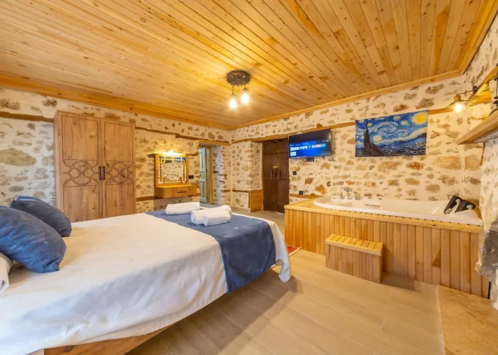 Nostalji Kalkan Bezirgan'da Havuzlu Villa